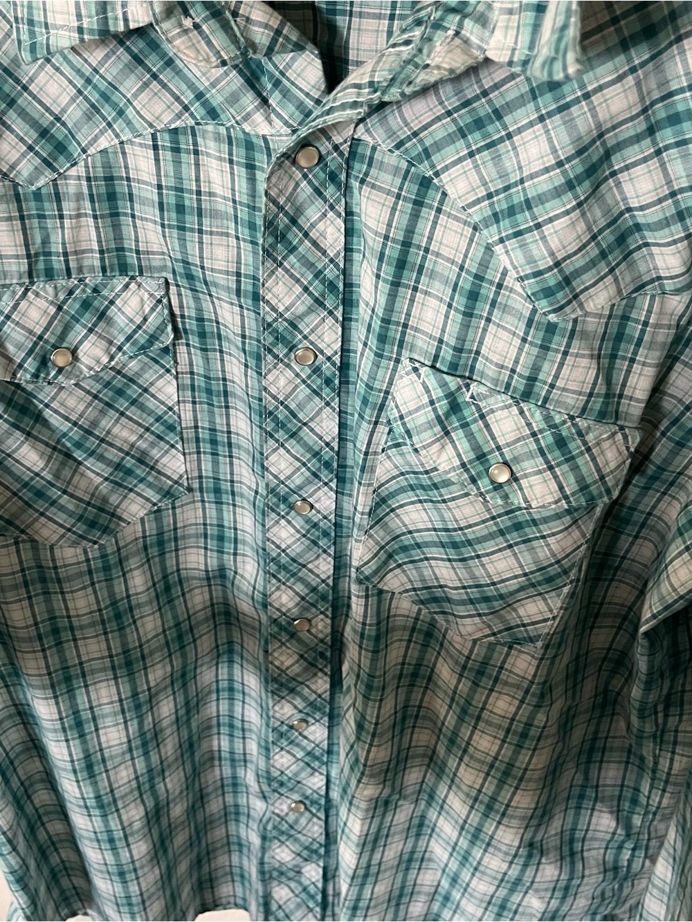 Wrangler Men's XL Plaid Western Button-down Shirt. - Picture 6 of 10